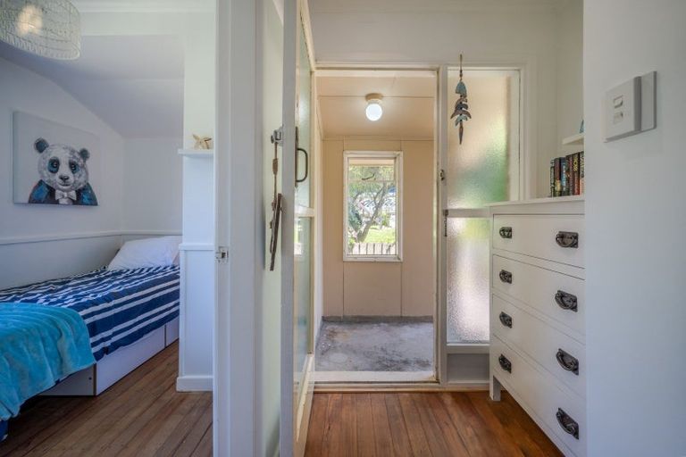 Photo of property in 7 Watson Street, Akaroa, 7520