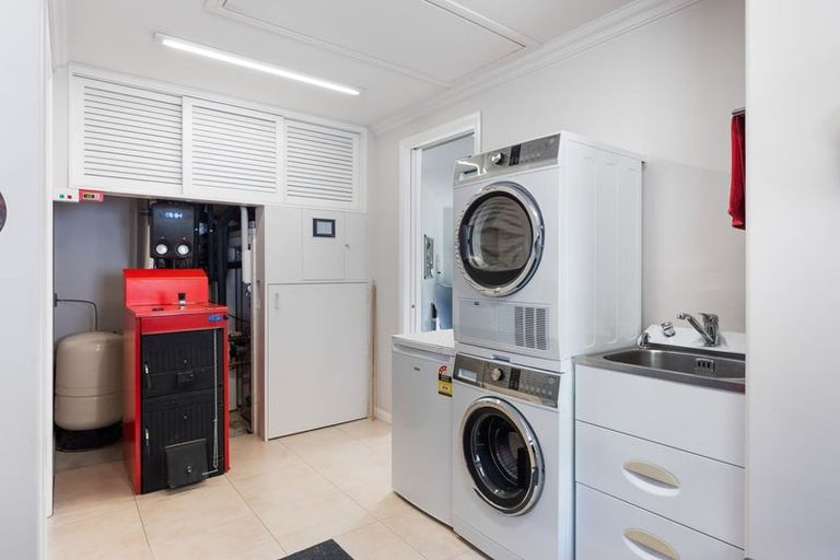 Photo of property in 35b Kotare Street, Waikanae, 5036