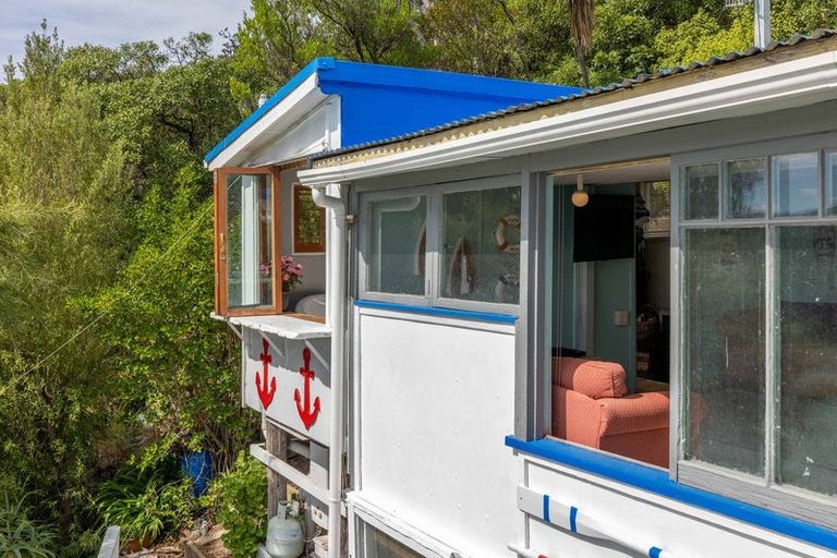 Photo of property in 301 Marine Drive, Charteris Bay, Governors Bay, 8971