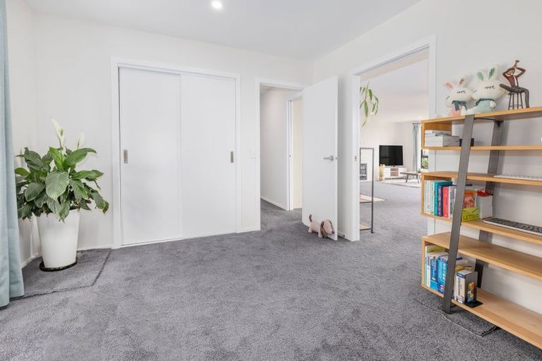 Photo of property in 12 Teiaroa Street, Waikanae, 5036