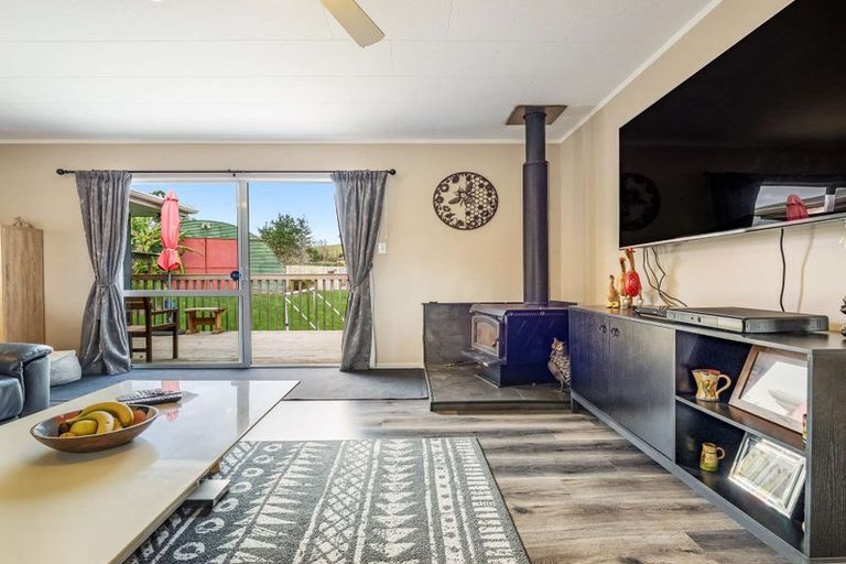 Photo of property in 318 Inland Road, Helensville, 0875