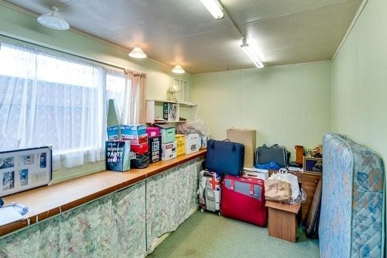 Photo of property in 215 Nottingley Road, Frimley, Hastings, 4120