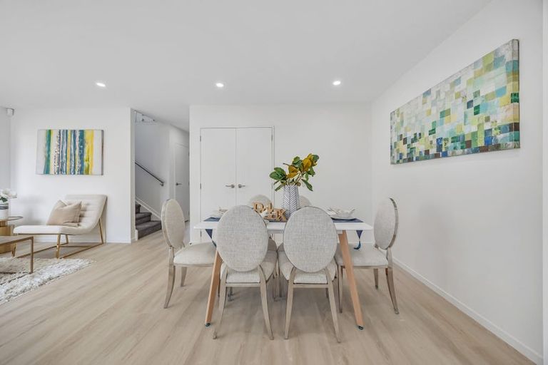 Photo of property in 49b Vera Road, Te Atatu South, Auckland, 0610