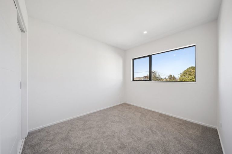 Photo of property in 10 Clendon Place, Manurewa, Auckland, 2102