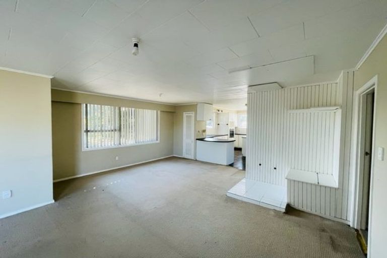 Photo of property in 38 Burbank Avenue, Manurewa, Auckland, 2102