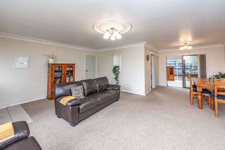 Photo of property in 2 Hampton Place, Springvale, Whanganui, 4501