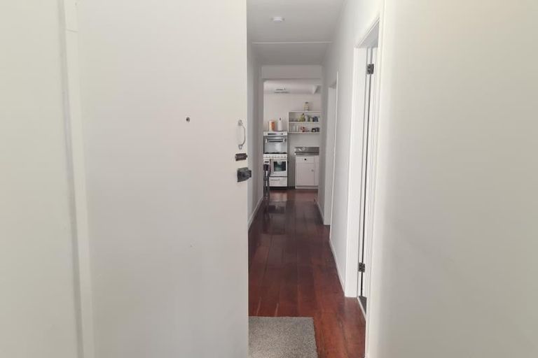 Photo of property in 19 Yale Road, Mount Cook, Wellington, 6021