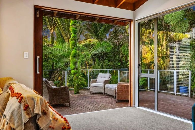 Photo of property in 184 Huia Road, Titirangi, Auckland, 0604