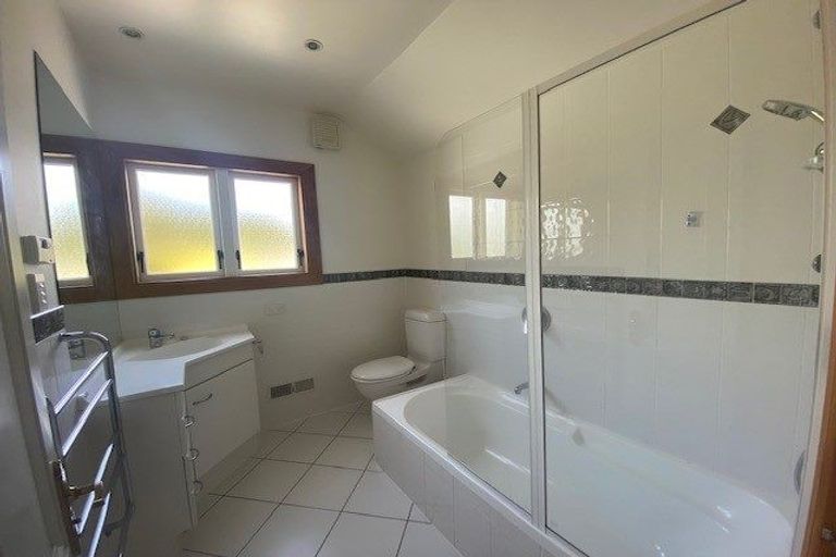 Photo of property in 5-7 Mahoe Street, Eastbourne, Lower Hutt, 5013