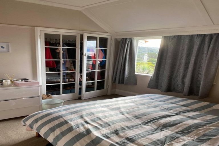 Photo of property in 5 Kinross Street, Kelburn, Wellington, 6012