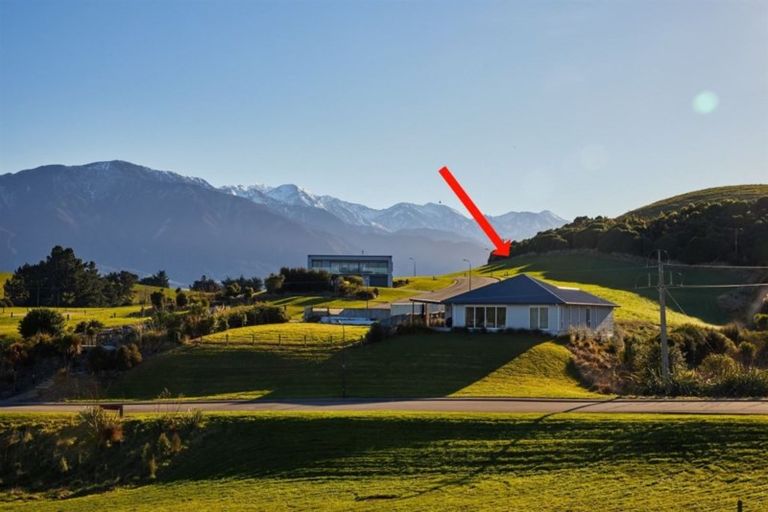 Photo of property in 11 Knowles Crescent, Kaikoura Flat, Kaikoura, 7371