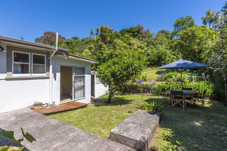 Photo of property in 18 Dell Road, Raumati South, Paraparaumu, 5032