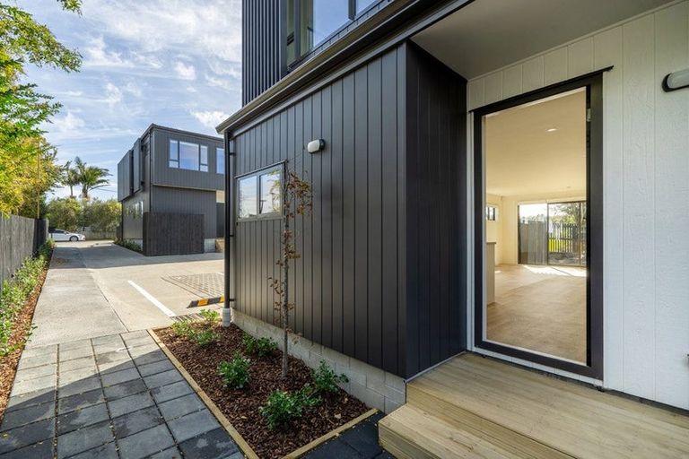 Photo of property in 3/75 Mcannalley Street, Manurewa East, Auckland, 2102