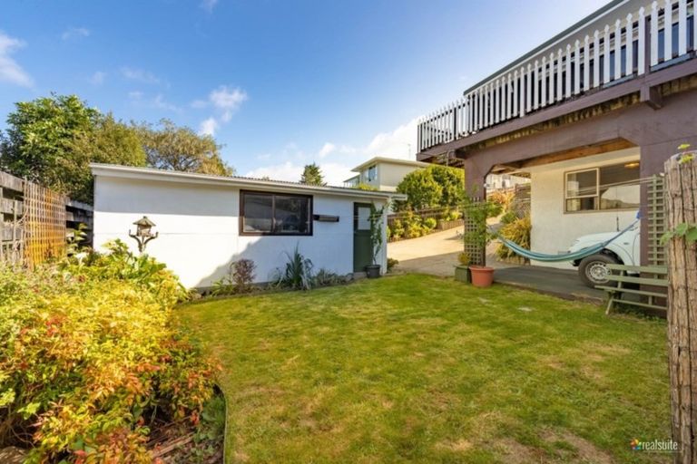 Photo of property in 33b Roband Crescent, Brown Owl, Upper Hutt, 5018