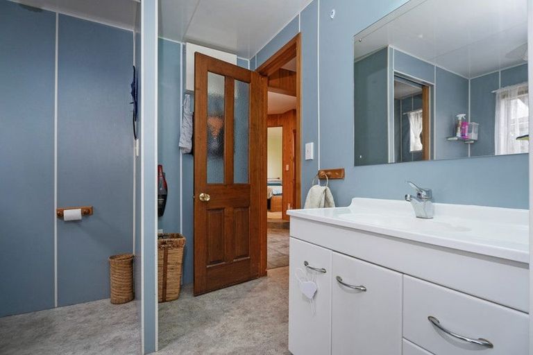 Photo of property in 21b Harsant Avenue, Hahei, Whitianga, 3591