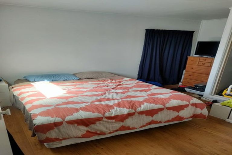 Photo of property in 190 Travis Road, New Brighton, Christchurch, 8083