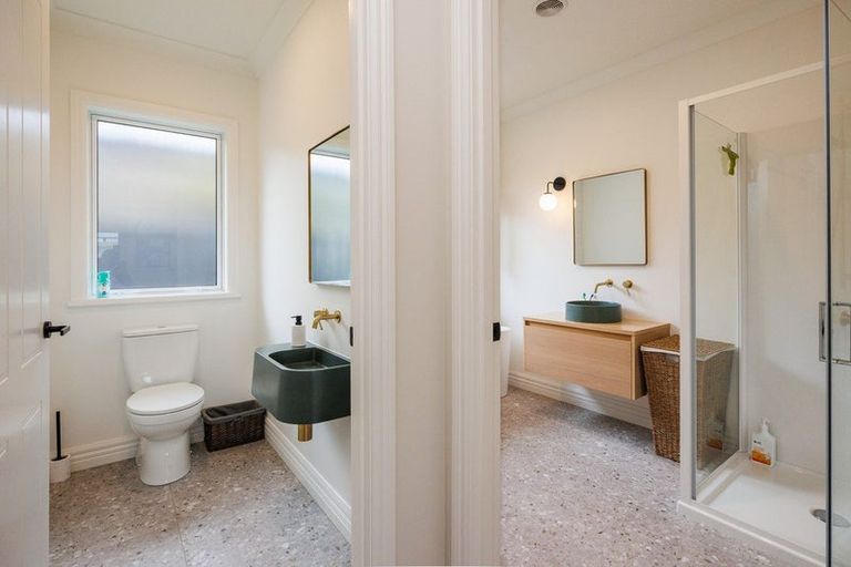 Photo of property in 44 Vaucluse Heights, Fitzherbert, Palmerston North, 4410