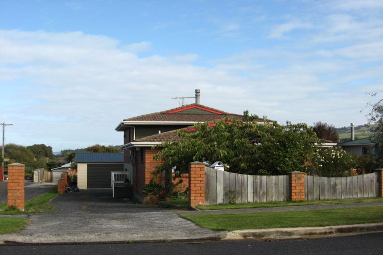 Photo of property in 12 Vulcan Road, Waldronville, Dunedin, 9018