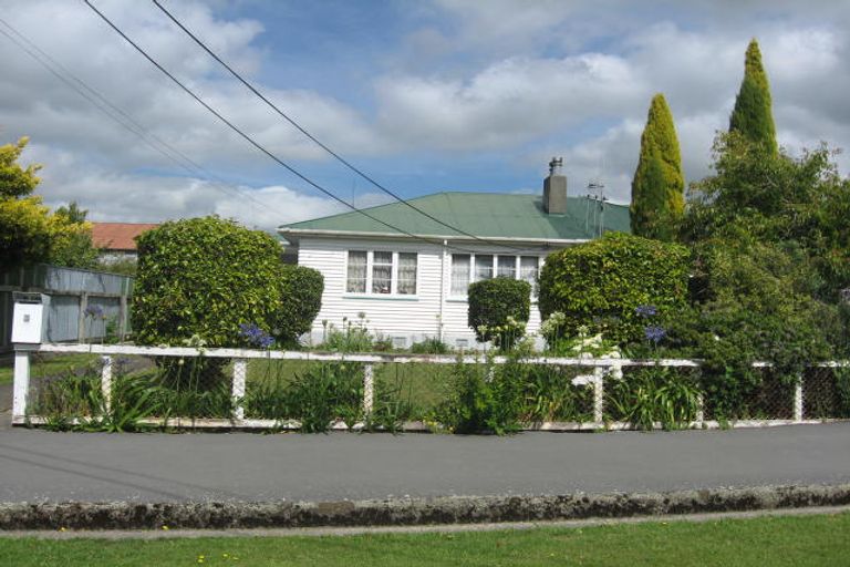 Photo of property in 3 Sedcole Street, Pahiatua, 4910