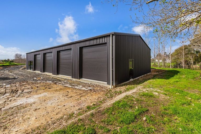 Photo of property in 166h Postman Road, Dairy Flat, 0794