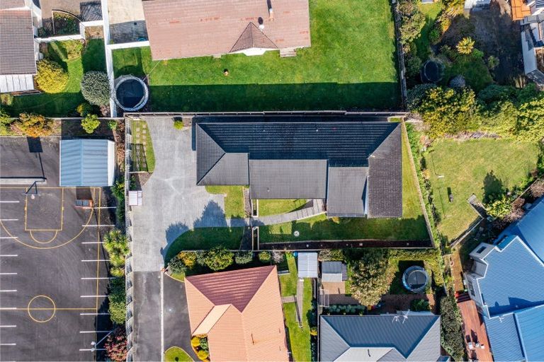 Photo of property in 9c Del Mar Place, Merrilands, New Plymouth, 4312