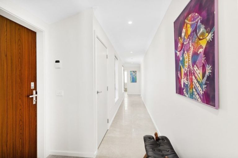 Photo of property in 12 Pacific View, Whitby, Porirua, 5024