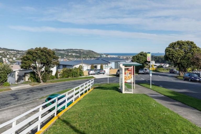 Photo of property in 14/32 Akaroa Drive, Maupuia, Wellington, 6022