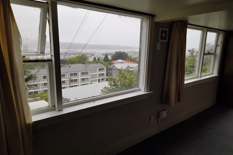 Photo of property in 74 Heriot Row, North Dunedin, Dunedin, 9016