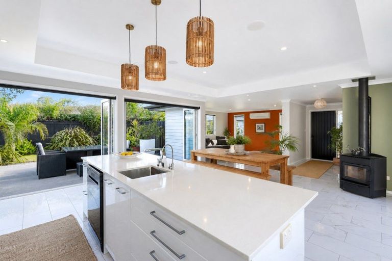 Photo of property in 72 Hamilton Drive, Wainui, Gisborne, 4010