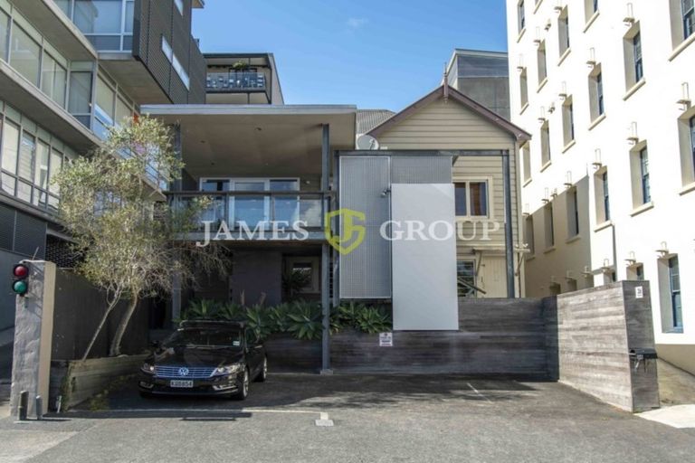 Photo of property in 36 Douglas Street, Okitu, Gisborne, 4010