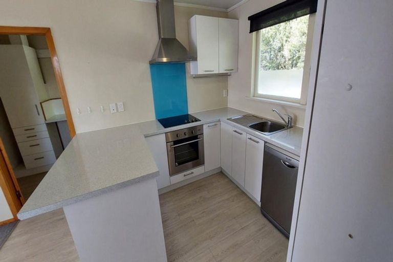 Photo of property in 6a Meldrum Place, Bishopdale, Christchurch, 8051