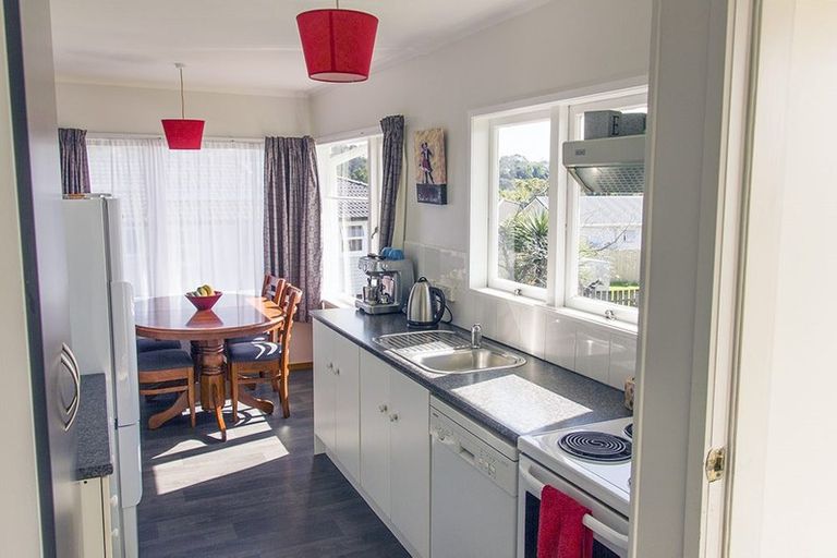 Photo of property in 82 Harrington Road, Henderson, Auckland, 0610