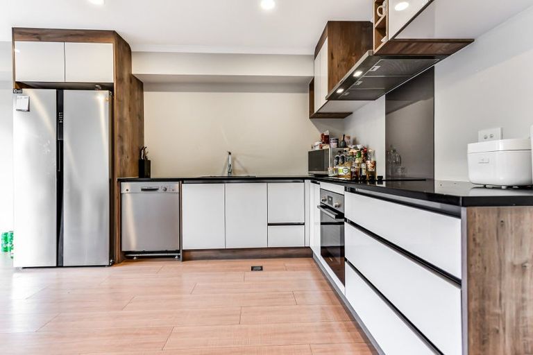 Photo of property in 2/90 Carrington Avenue, Silverdale, Hamilton, 3216