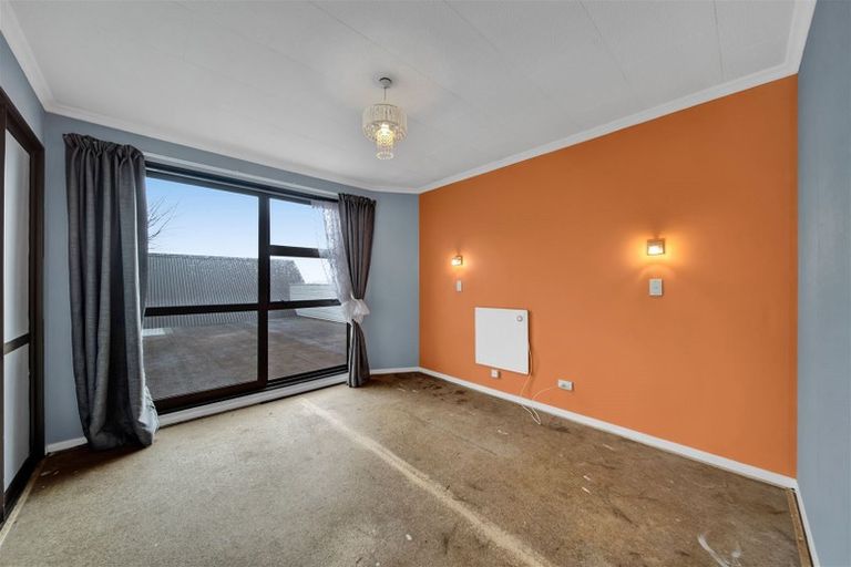 Photo of property in 5a La Salle Drive, Westown, New Plymouth, 4310