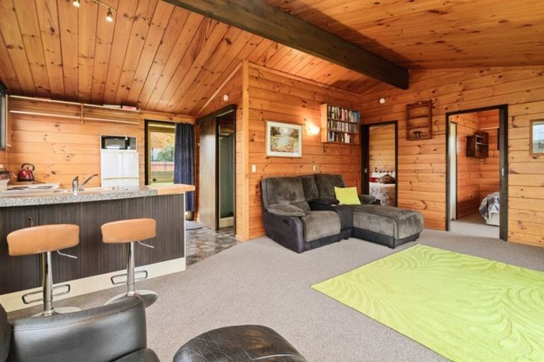 Photo of property in 28 Ward Road, Hamurana, 3097