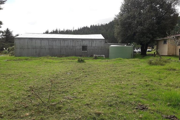 Photo of property in 1053 Waiotehue Road, Herekino, Kaitaia, 0481