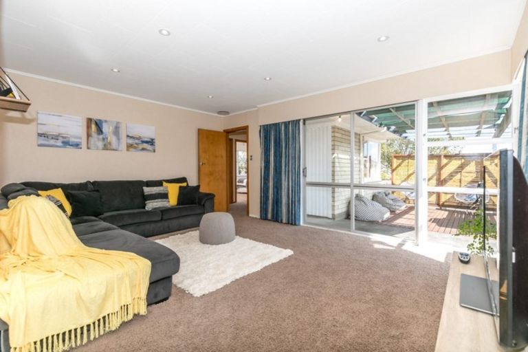 Photo of property in 2 Katherine Place, Melville, Hamilton, 3206