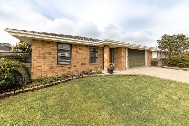 Photo of property in 103 Peel Street, Westport, 7825