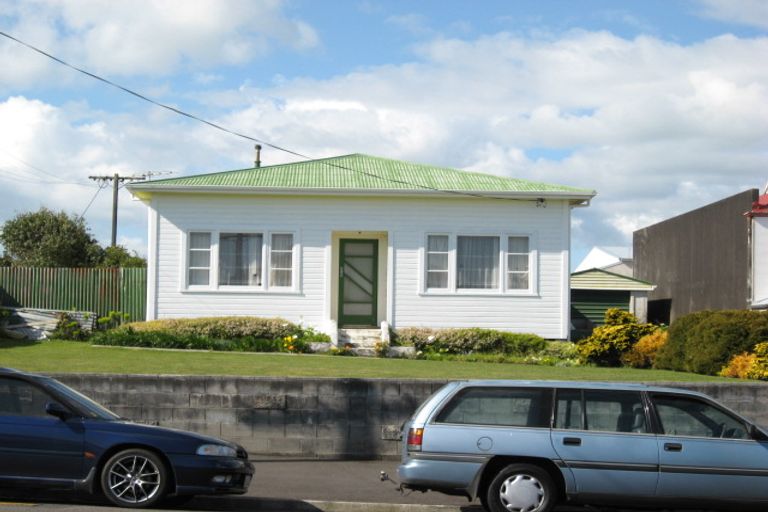 Photo of property in 37 Beach Street, Fitzroy, New Plymouth, 4312