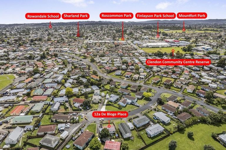 Photo of property in 1/12 De Bloge Place, Clendon Park, Auckland, 2103