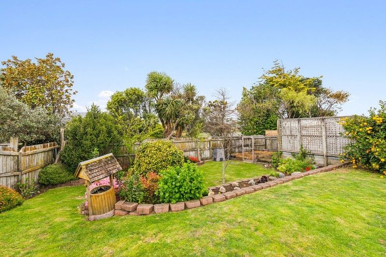 Photo of property in 15 San Priamo Place, Paraparaumu Beach, Paraparaumu, 5032