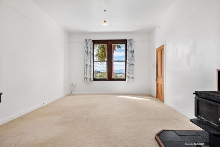 Photo of property in 94 Rolleston Street, Mount Cook, Wellington, 6021
