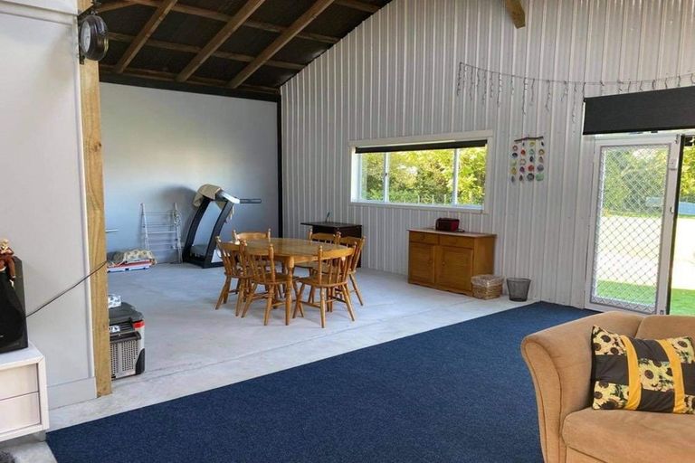 Photo of property in 129 Bridge Street, Eltham, 4322