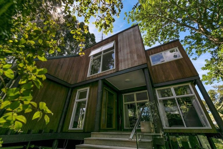 Photo of property in 186c Woodlands Park Road, Titirangi, Auckland, 0604