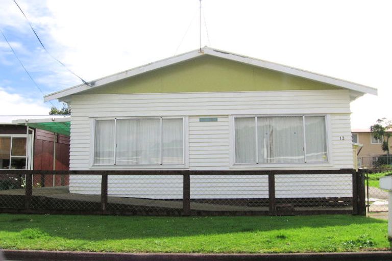 Photo of property in 12 Aputa Avenue, Te Puru, Thames, 3575