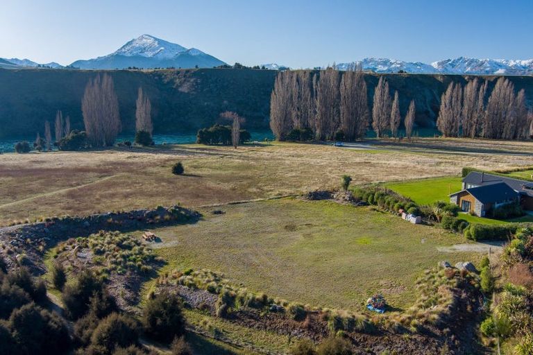 Photo of property in 19 Hikuwai Drive, Albert Town, Wanaka, 9305