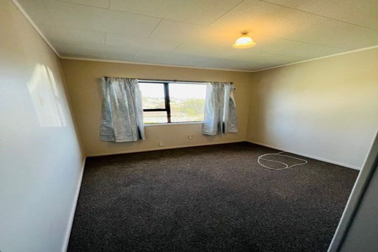 Photo of property in 1/16 Capricorn Place, Glen Eden, Auckland, 0602