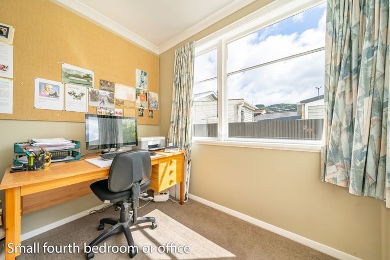Photo of property in 94 Gibbons Street, Ebdentown, Upper Hutt, 5018