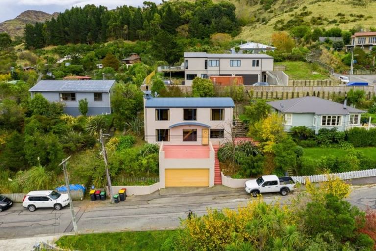 Photo of property in 37 Cornwall Road, Lyttelton, 8082