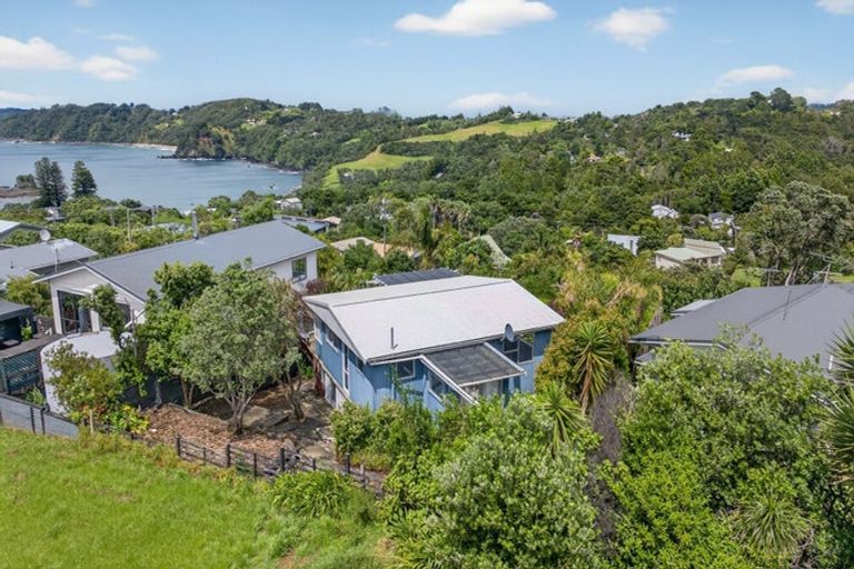 Photo of property in 11 Kendale Drive, Leigh, 0985